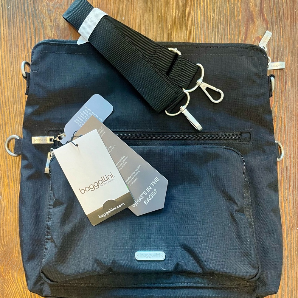 Baggallini Black Crossbody Bag